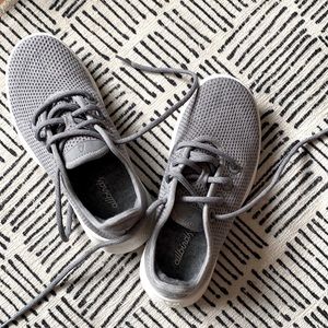 BRAND NEW. Size 5 W AllBirds Tree Runners